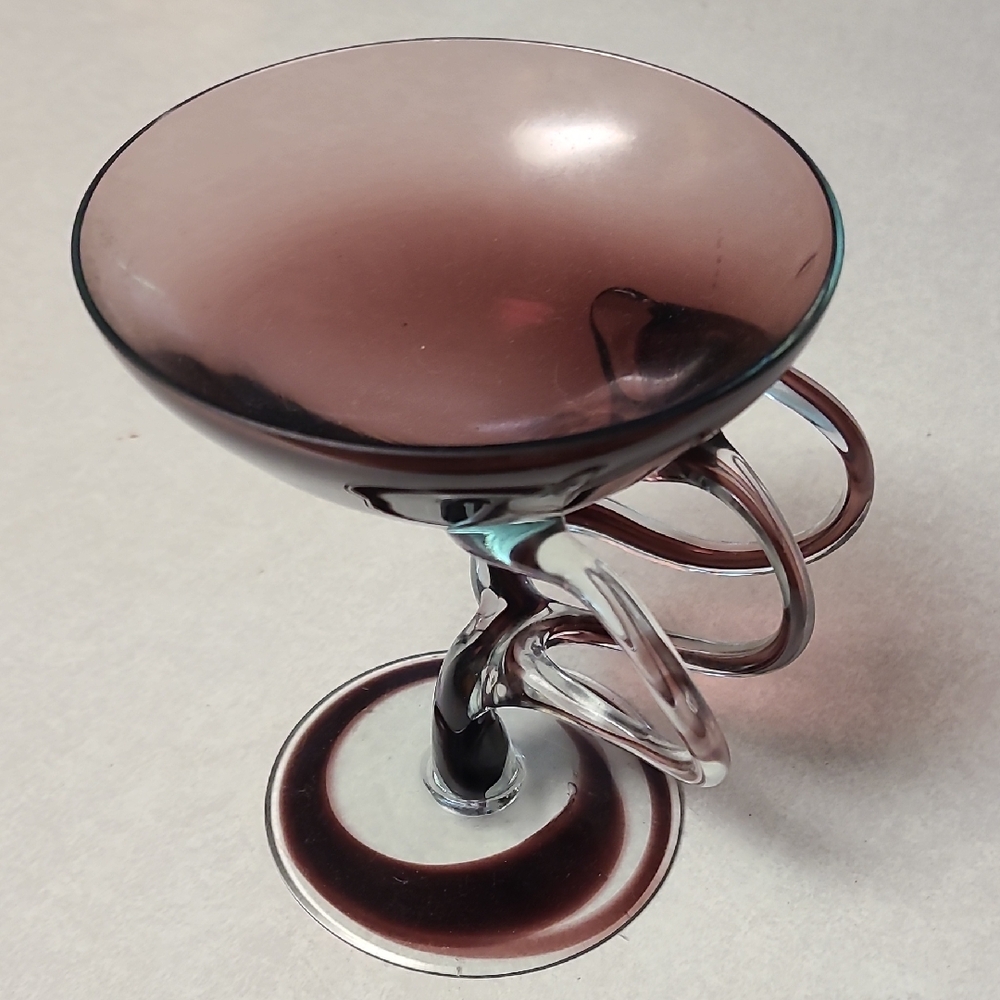 Elegant Glass Swirl Accent Piece